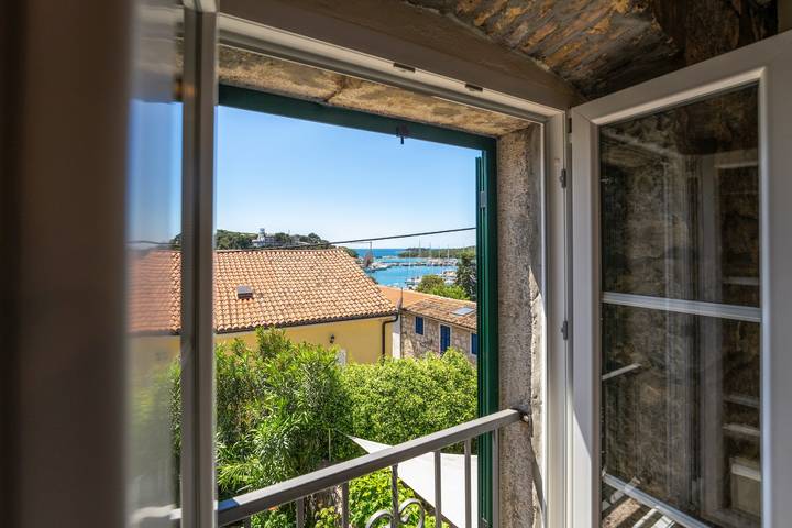 Casa vacanza per 4 persone, con balcone ad Orsera