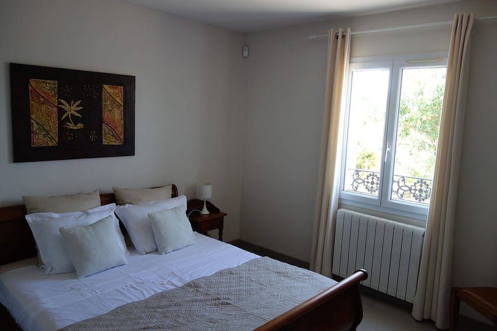 Beautiful Provençal Bastide near Avignon between vineyards and village in Rochefort-du-Gard, Nimes region