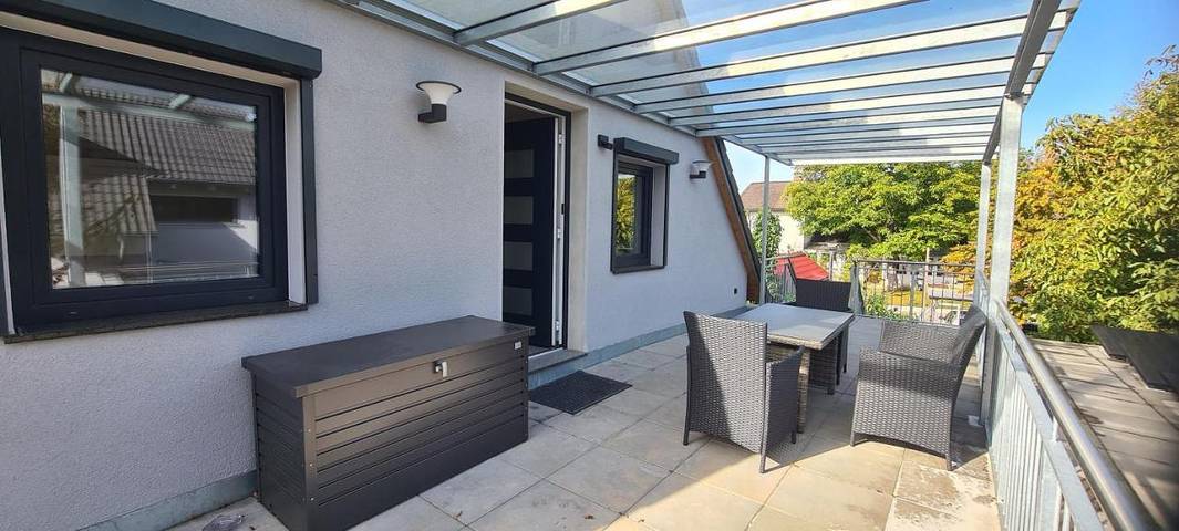 Ferienwohnung für 5 Personen, mit Balkon und Terrasse sowie Garten und Ausblick in Burgthann