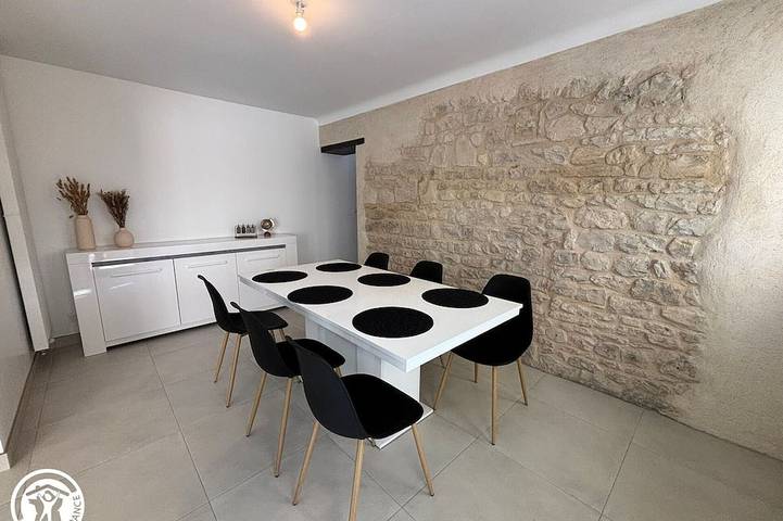 Gîte pour 6 personnes, avec jardin