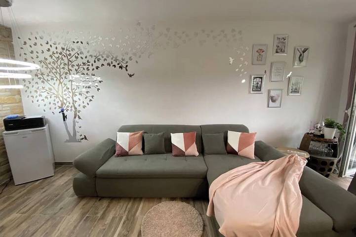 Ferienwohnung für 4 Personen, mit Balkon und Whirlpool sowie Garten in Bochum