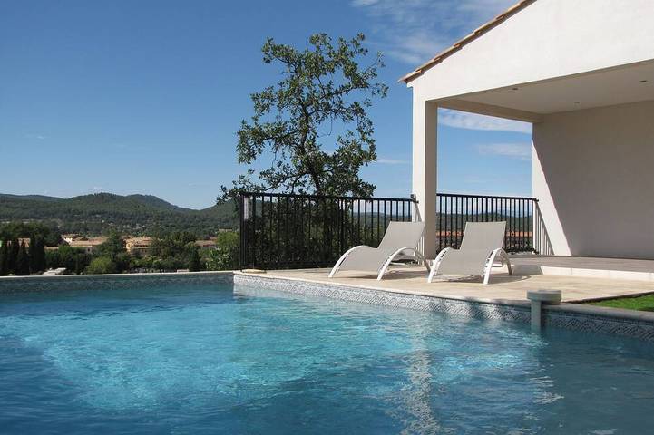 Villa pour 6 personnes, avec Terrasse et Jardin à Brignoles