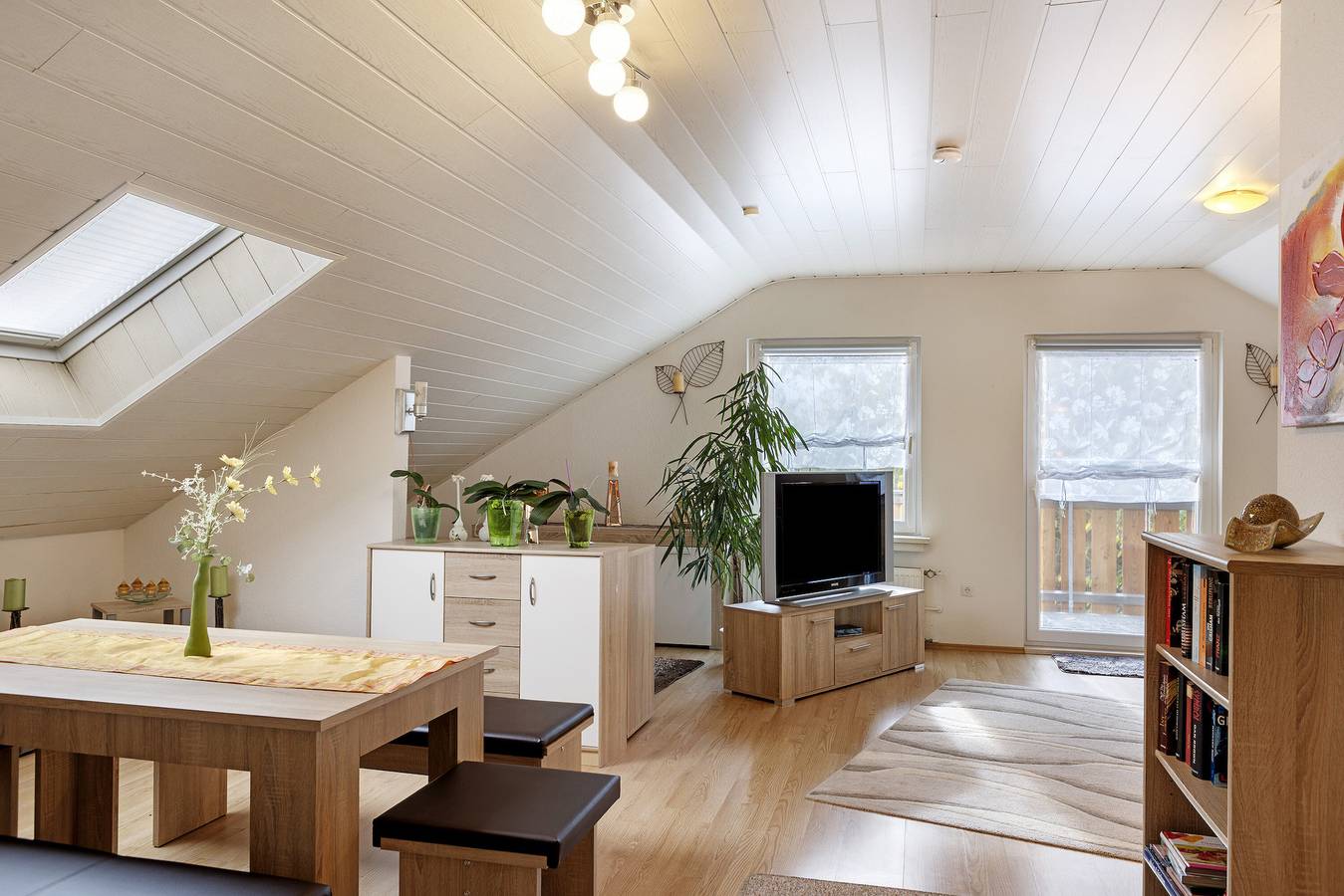 Ganze Wohnung, Ferienwohnung 'Rosenrot' mit Wlan in Naumburg (Hessen), Hessisches Bergland