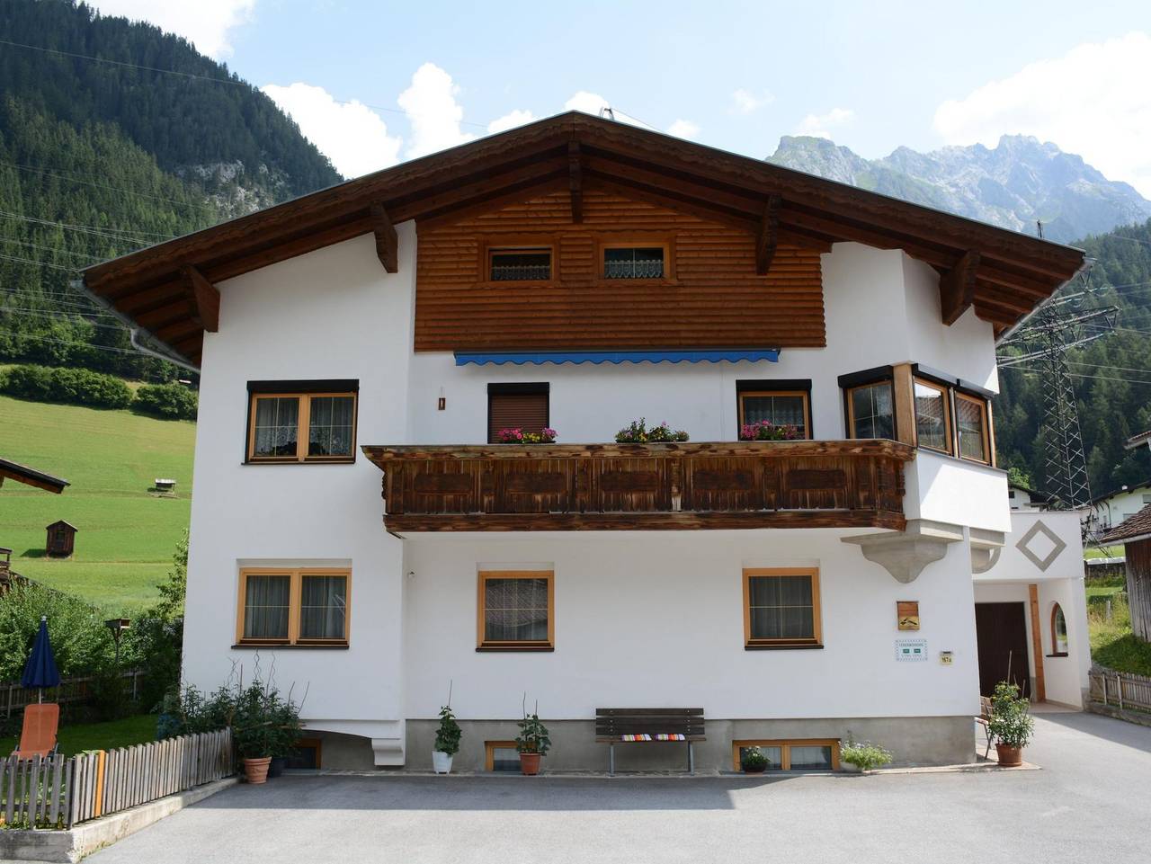 Ganze Ferienwohnung, Haus Schimpfößl - Ferienwohnung Schimpfößl in Lechtaler Alpen, Flirsch