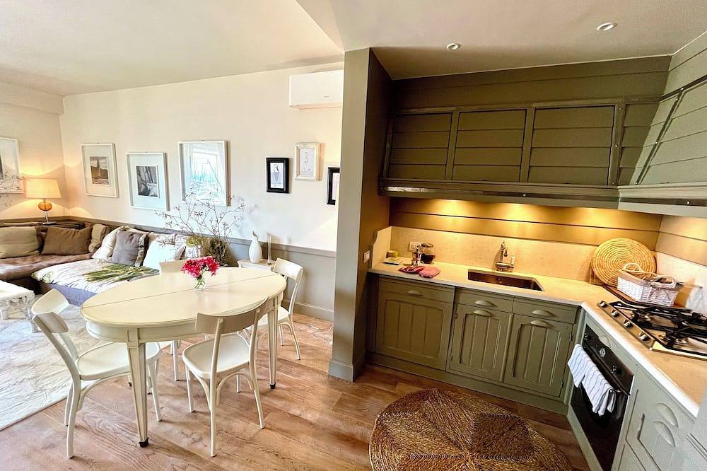 Entire apartment, Beltramonto apartment in the heart of Punta Ala harbor in Castiglione della Pescaia, Grosseto Province
