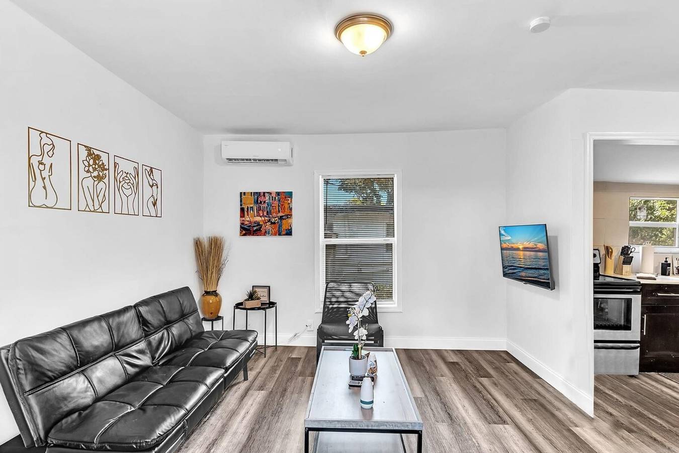 Hallandale Mins From Beach & Aventura Mall Hn01 in Hallandale Beach, Broward County