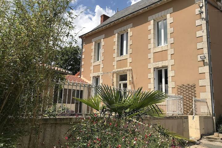 Gîte pour 14 personnes dans Pouillé (Vienne)