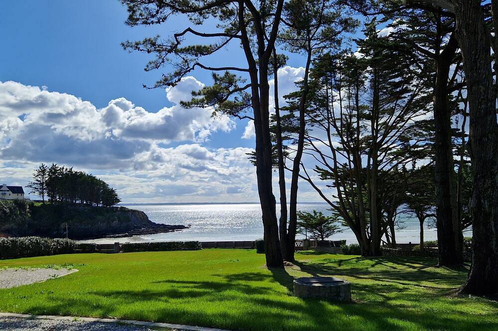 Seafront family home - Waterfront in Crozon, Iroise