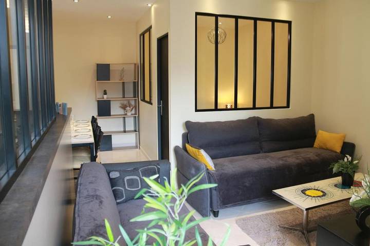 Gîte pour 8 personnes à Lullin