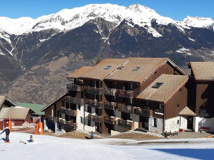 Gîte pour 2 personnes, avec Balcon ainsi que Terrasse et Vue dans Station De Montalbert