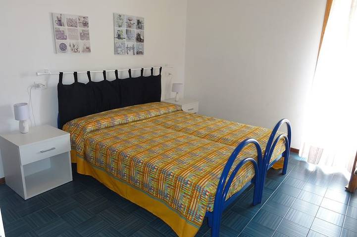 Villa mit pool für 6 Personen, mit Pool und Balkon in Bibione - 2