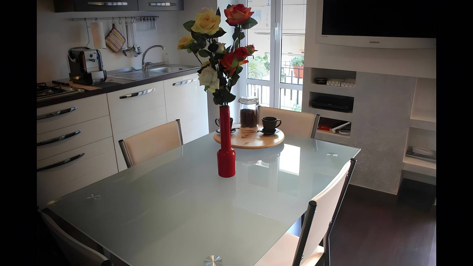 Ganze Wohnung, Apartment 'Pinetina Roma' mit Balkon, Wlan und Klimaanlage in Primavalle, Rom