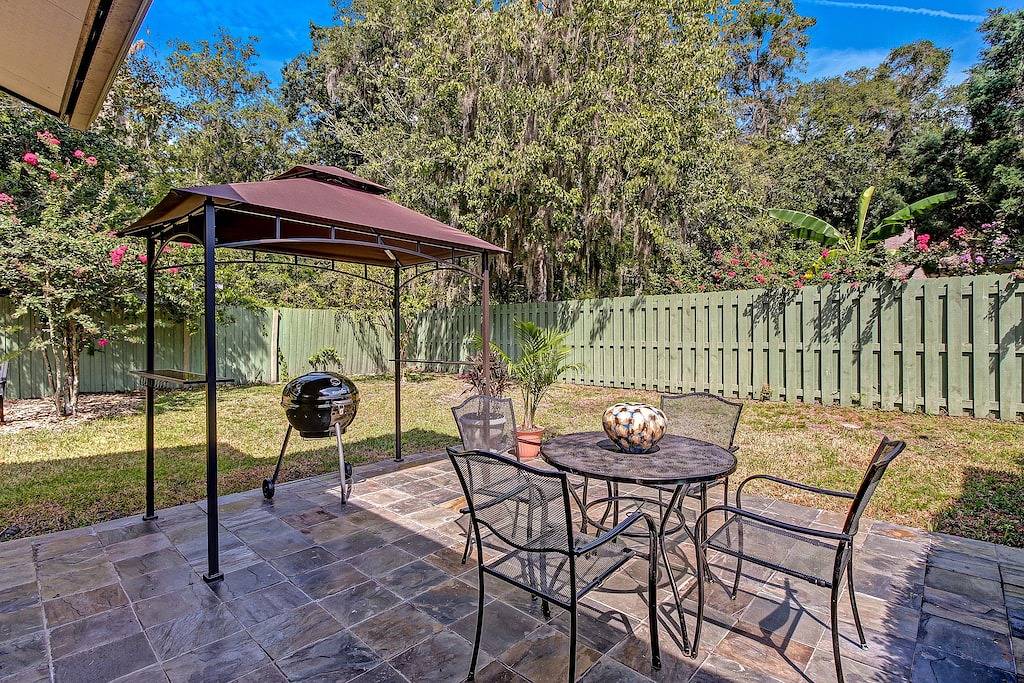 Luxuriöses Haus mit spektakulärem Glasraum und Patios - kostenloses Wifi in Clay County (FL)