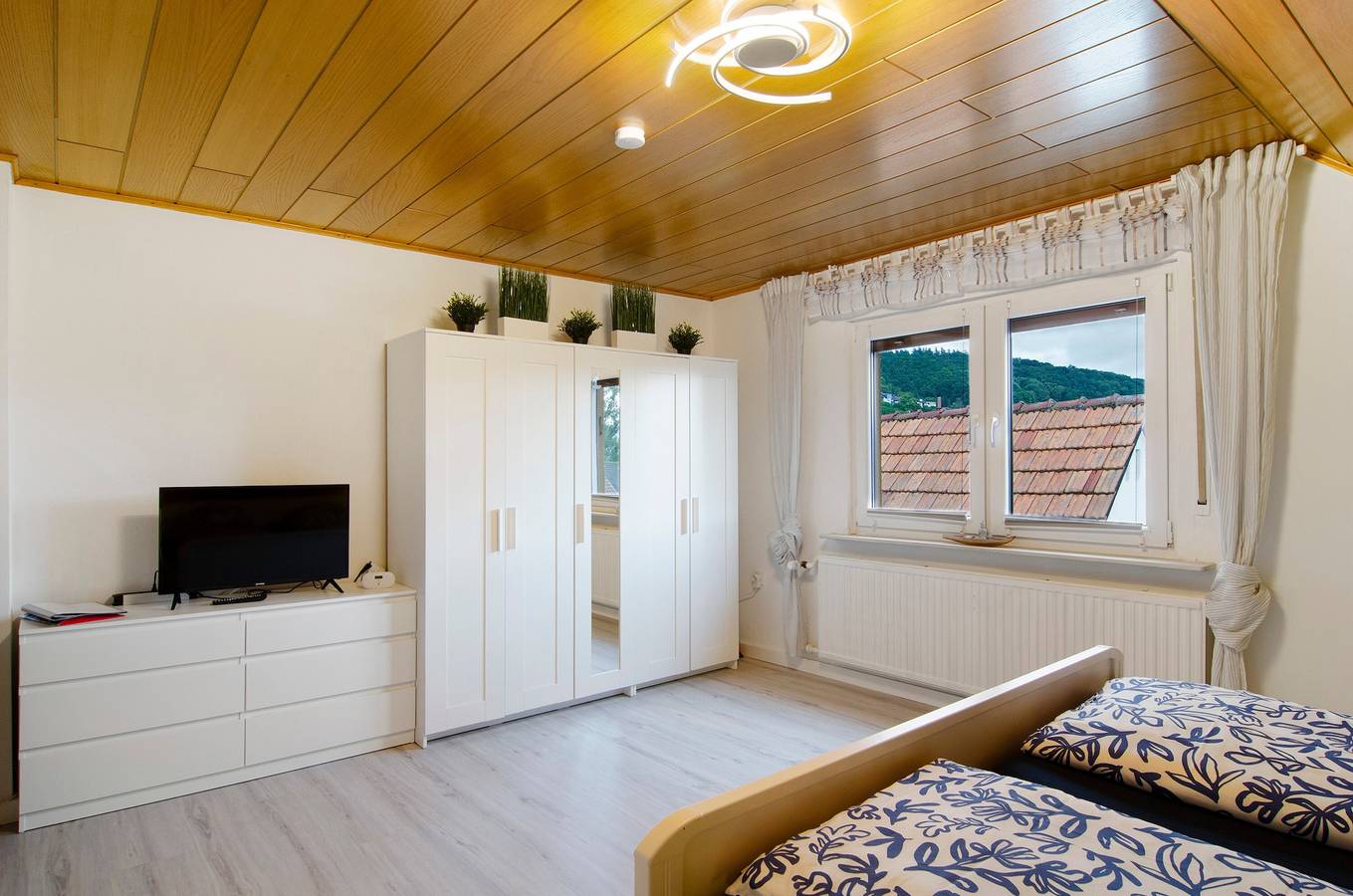 Zimmer 'Ferienwohnung Storchenblick' mit Bergblick und Wi-Fi in Meinhard, Werratal