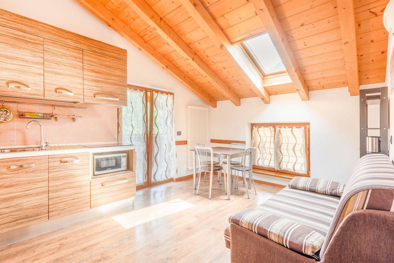 Ganze Wohnung, Residence Toli Relax mit beheizter Pool 30° in Pieve di Ledro, Ledro