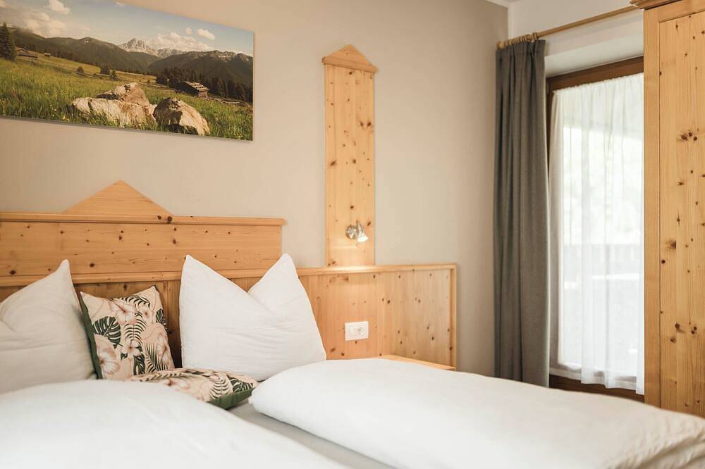 Ganze Wohnung, Jeden Tag erwachen mit Blick auf die wunderbare Bergwelt Südtirols... in Rodeneck, Dolomiti Superski