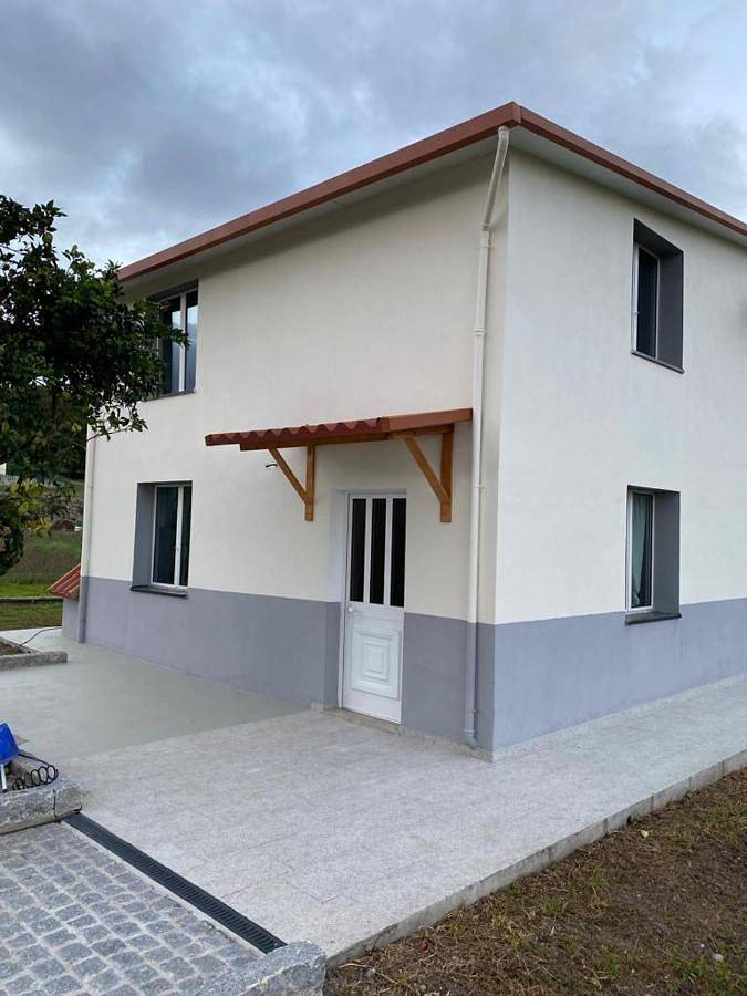 Location de vacances pour 6 personnes, avec jardin et vue dans Póvoa de Lanhoso - 2
