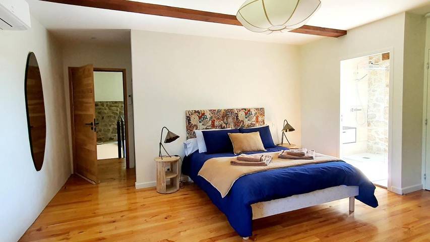 Gîte pour 2 personnes, avec terrasse et jardin ainsi que sauna et piscine à Saint-Félicien - 4