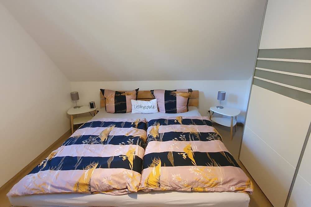 Ganze Wohnung, Ferienwohnung Glienicke an der grünen und idyllischen Stadtgrenze Berlins in Glienicke/Nordbahn, Ruppiner Seenland