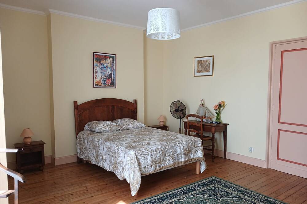 Ganze Wohnung, Apartment at Haut Pourret in Saint Emilion (Gironde) in Saint-Émilion, Libourne und Umgebung