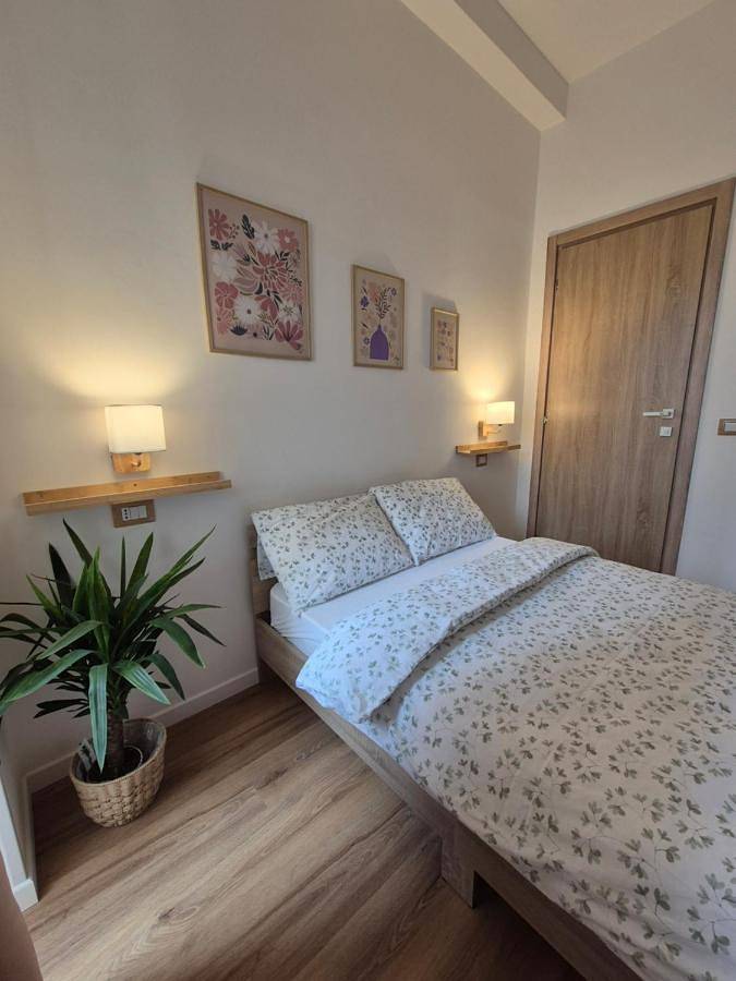 Maison d’hôte pour 2 personnes, avec Balcon ainsi que Terrasse et Vue à Cisterna di Latina - 3
