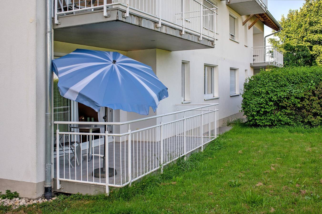 Ganze Wohnung, Schicke Ferienwohnung am Golfplatz in Bad Bellingen, Südschwarzwald