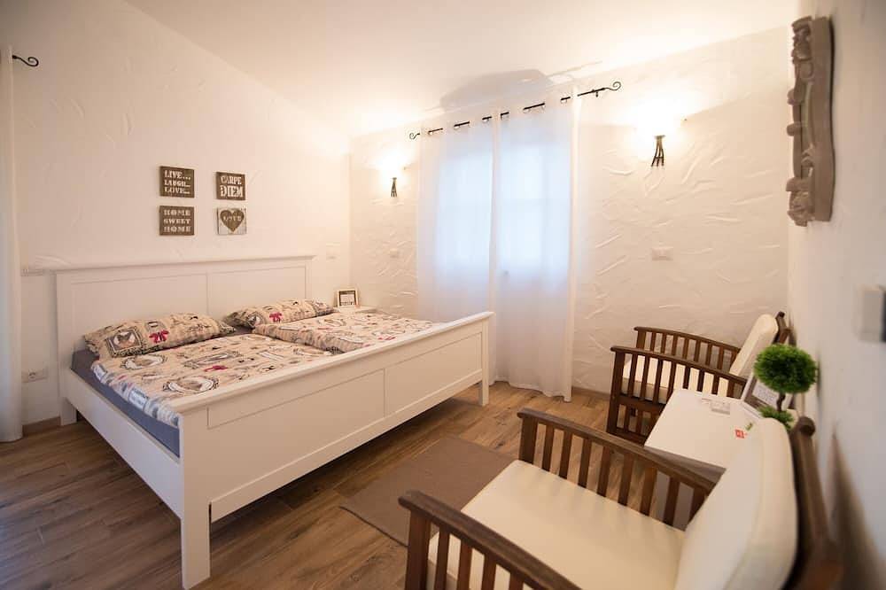 Exclusive Luxus-Villa mit Swimmingpool und Grill, ideal fur Familie in Sveti Lovreč Pazenatički, Zentralistrien