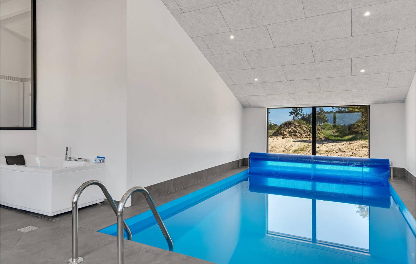 Feriehus for 16 personer med jacuzzi in Skallerup Klit, Hjørring Kommune