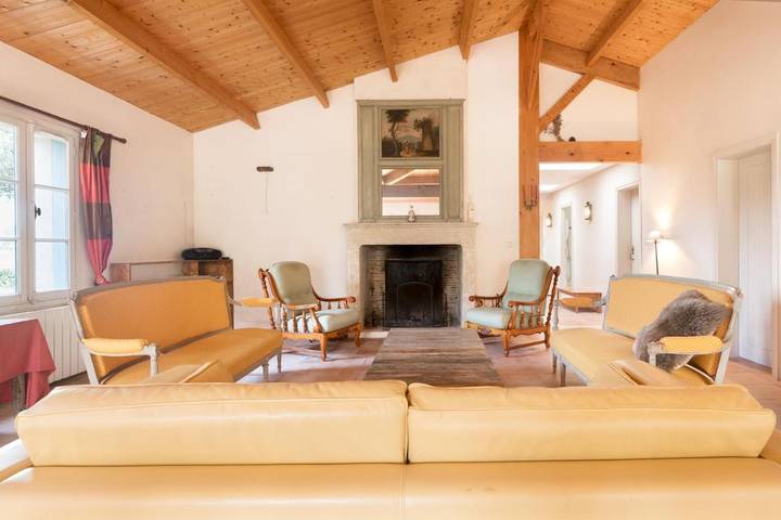 Location de vacances pour 13 personnes, avec jardin dans Plage Les Sables D Or - 3