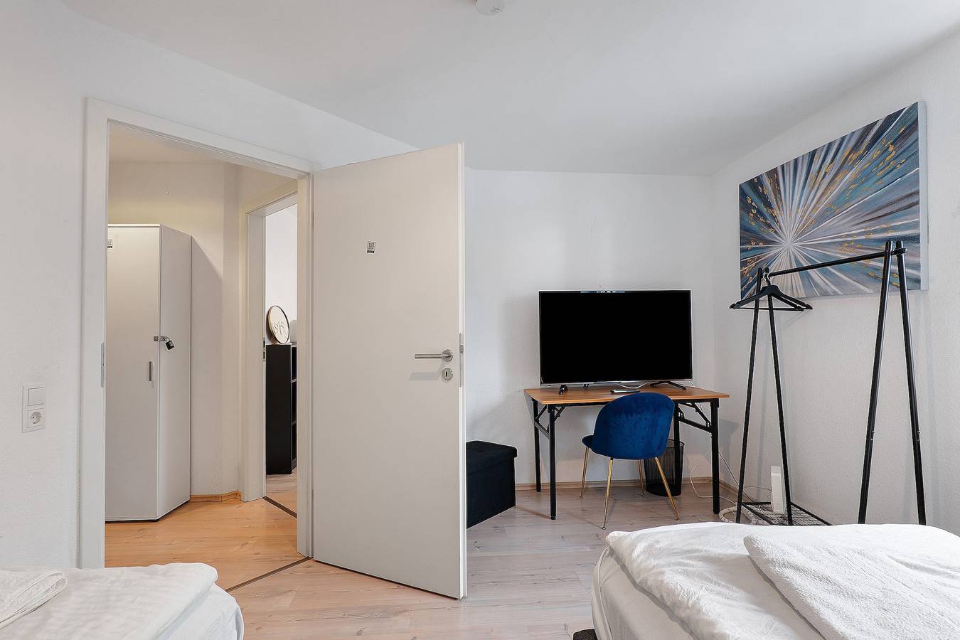 Geheel appartement, Theox Apartment Nr. 6 Royal Blue voor 4 personen in Mannheim, Kurpfalz