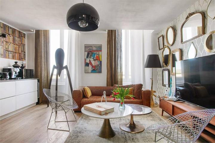Appart’hôtel pour 2 personnes, avec Terrasse et Jacuzzi ainsi que Jardin et Sauna