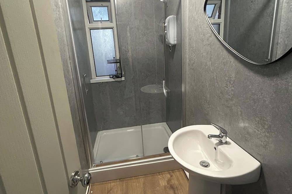 4 Bedroom House, Sleeps 7 - Pet Friendly & Wifi in Swansea, Región de Swansea