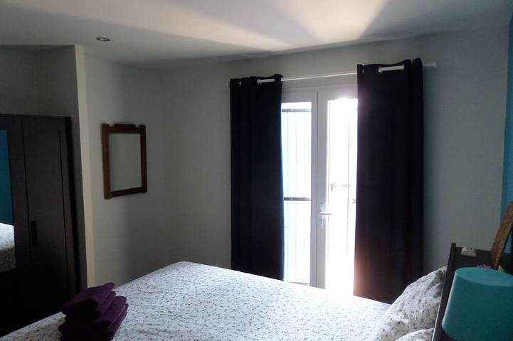 Location de vacances pour 14 personnes, avec jacuzzi et jardin à Allemagne-en-Provence - 2