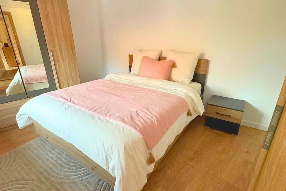 Appartement entier, Au Soleil: Grand appartement chaleureux in Steinbrunn-le-Bas, Région de Mulhouse