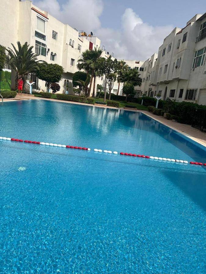 Appartement de vacances pour 4 personnes, avec jardin ainsi que vue et piscine