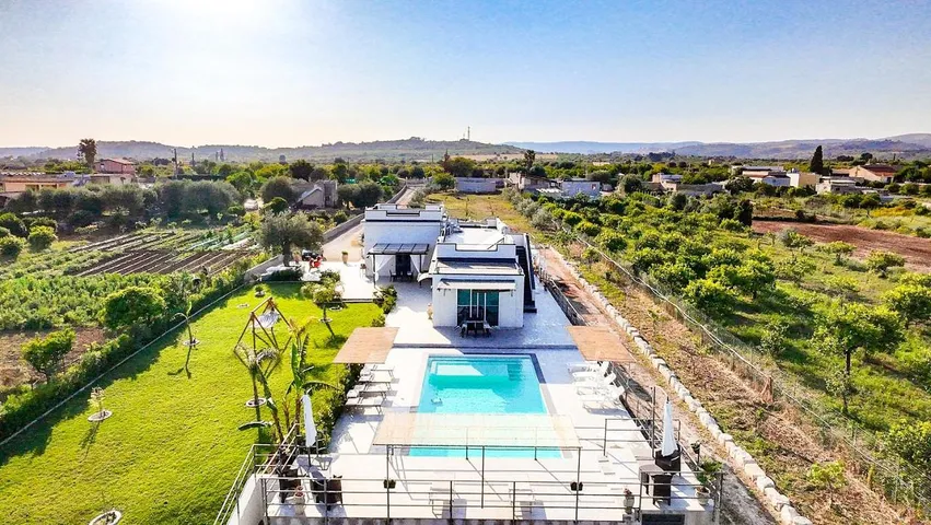 Ferienwohnung für 2 Personen, mit Garten und Ausblick sowie Pool, mit Haustier - 1