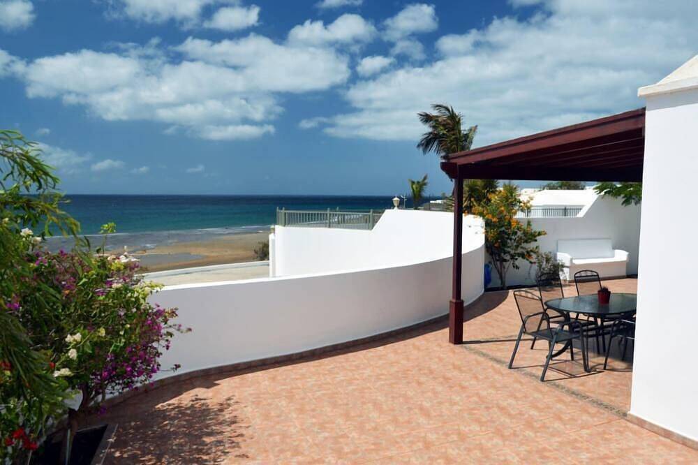 Urb. La Concha. 3 slaapkamer oceaan zwembad en wifi in Playa Honda, Arrecife