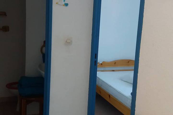 Location de vacances pour 4 personnes, avec terrasse ainsi que jardin et piscine, animaux acceptés à Vic-la-Gardiole - 2