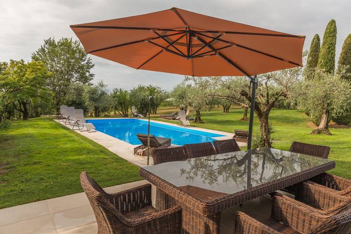 Ferienhaus für 20 Personen, mit Garten und Seeblick in Lazise - 3