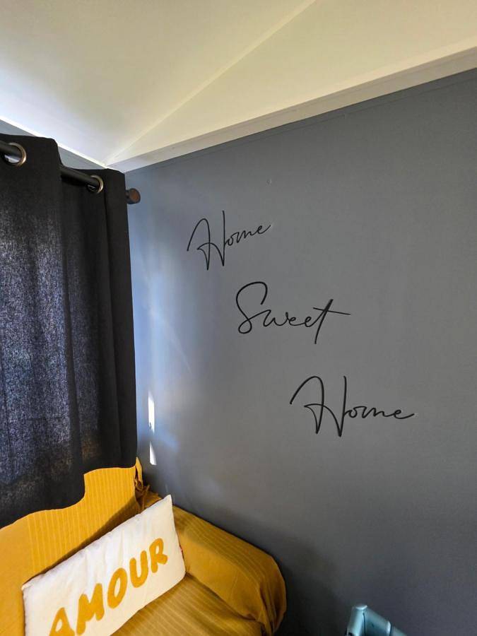 Camping pour 4 personnes, avec piscine ainsi que jacuzzi et jardin à Valras-Plage - 4