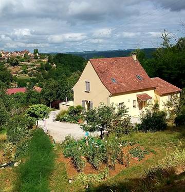 Chambre d’hôte pour 4 personnes, avec jardin à Domme