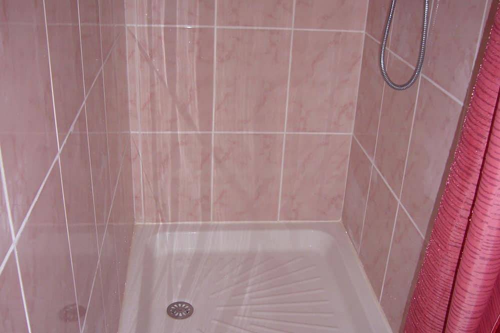 Appartamento intero, T2 Biarritz with lake and sea parking in Biarritz, Bayonne e dintorni