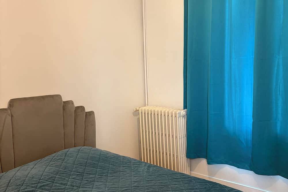 Cosy, bright house with terrace&free parking 3 bedrooms in Courtenay, Montargis und Umgebung