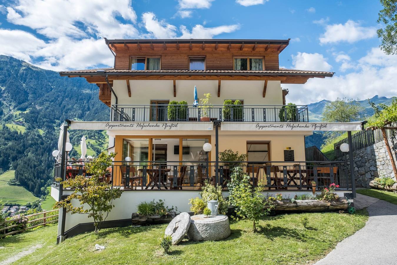 Apartment for 6 People in San Leonardo in Passiria, Sarntal Alps
