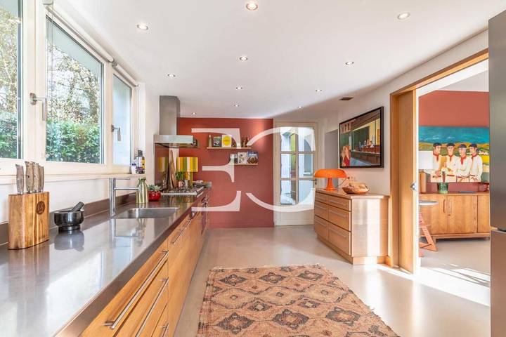 Location de vacances pour 10 personnes, avec jardin ainsi que piscine et terrasse à Bassussarry - 4