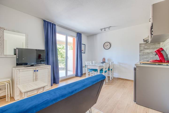 Apartamento entero, Les Vertmarines – Apartamento en Le Verdon-sur-Mer con piscina compartida y terraza in Le Verdon-sur-Mer, Lesparre-Médoc region