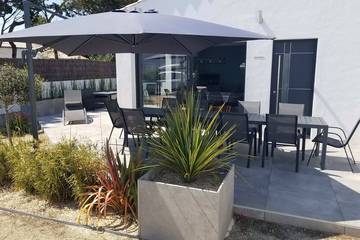 Location de vacances pour 20 personnes, avec terrasse et jardin dans l'Herbaudière