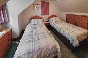 Log Cabin for 8 People in Banchory, Aberdeenshire, Photo 3
