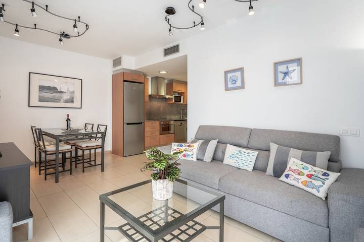 Apartamento entero, Apartamento a 100 metros de la playa con piscina in Platja Gran de Palamós (Calonge), Palamós
