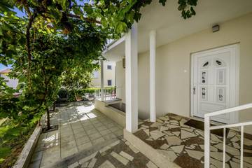 Ferienwohnung für 8 Personen in Seget Donji, Split-Dalmatien, Bild 2